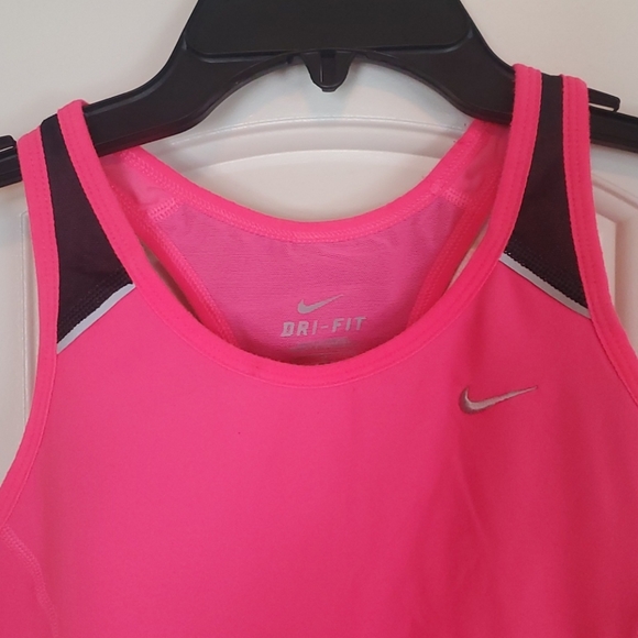Nike dri-fit racerback tank top - Picture 2 of 4